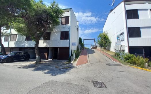Villa in Lignano Sabbiadoro in vendita con posto barca